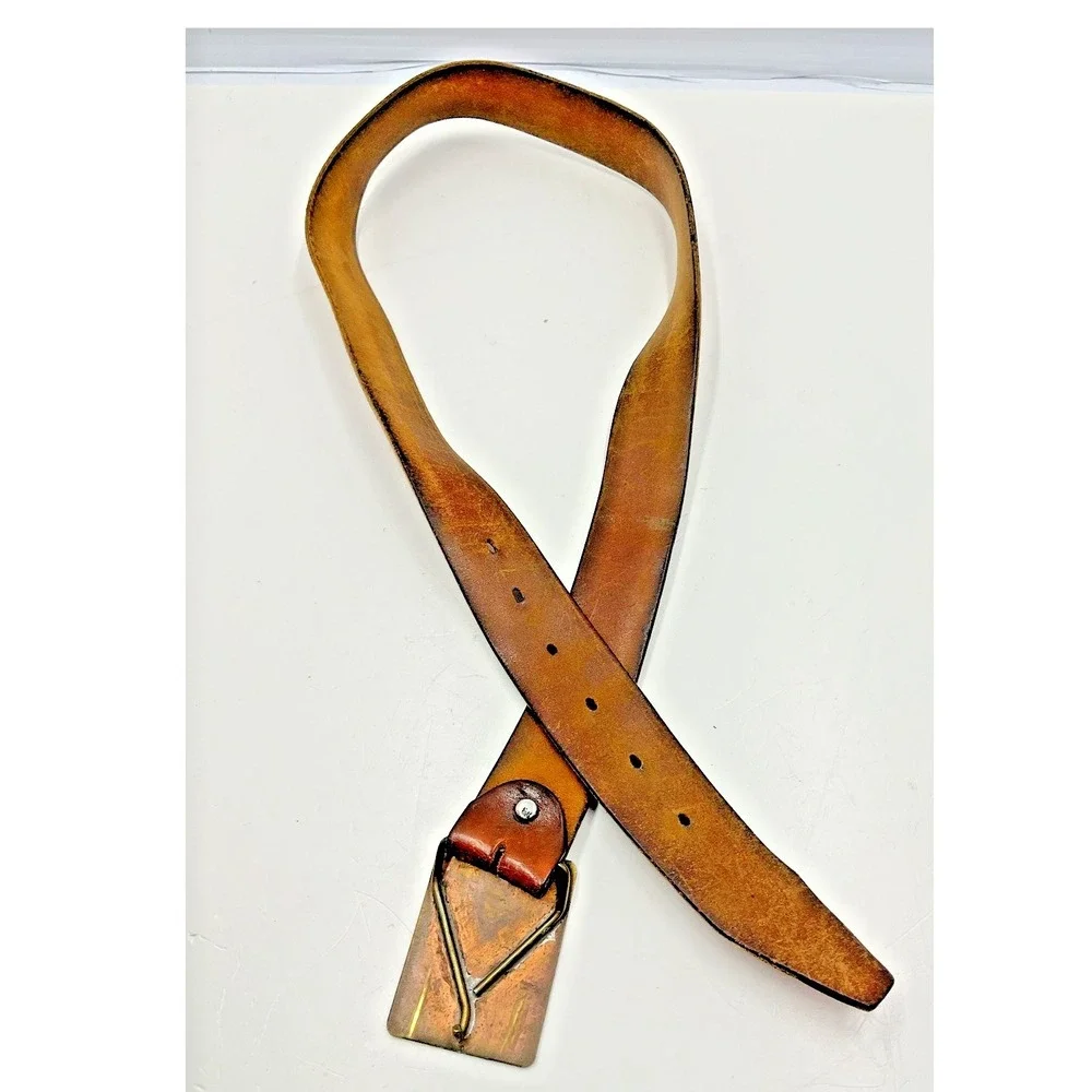 Vintage 1960s Ohio State Leather Belt with Buckle‎